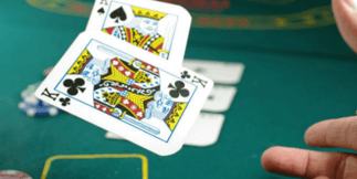 Blackjack svelato: 10 consigli dei croupier per dominare al tavolo