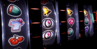 Simboli delle slot machine: guida alle icone che decidono le vittorie