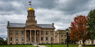 Iowa Lawmakers Reject Rule for Casinos to Keep List of Barred Sports Bettors