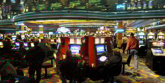 Minnesota Racetrack Sues Tribal Casinos Over Legality of Card Games