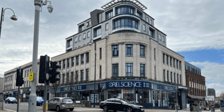 Empty Swansea Retail Unit to Become Gaming Centre and Tanning Salon