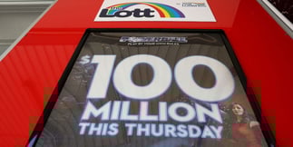 Australian Winner of £78M Jackpot Says He Will ‘Keep Working’