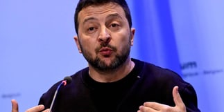 No, Volodymyr Zelensky non possiede un casinò a Cipro