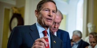 Lawmakers Introduce SAFE Bet Act to Bring Federal Oversight to Sports Betting