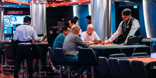 L'all-in si fa in mare: la nuova classifica 2026 delle crociere per chi ama il poker