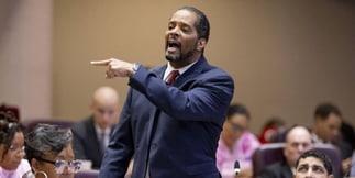Chicago Video Gambling Hearing Halted Early as Supporters, Opponents Clash