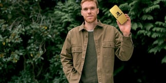 BetMGM Renews Connor McDavid Deal as Deposit Limit Use Jumps 27%