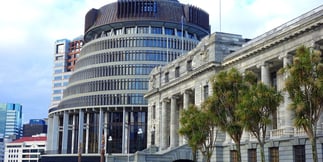 New Zealand Bars Luck and Ritual Themes in Online Casino Ad Guidance