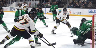 Frozen Four Warms Vegas Strip With College Hockey Fans