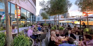 Where to Find the Best Happy Hours in Las Vegas This February