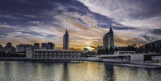 Portugal Online Gambling Revenue Climbs to Record 651.9 Million Euros in First Half of 2026
