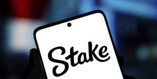 Stake Secures Alberta Licence, Targets Oct. 12 Launch