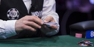 WSOP Introduces Controversial Dealer Rating System, Responses Mixed