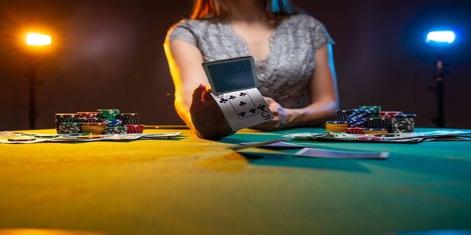 Jackpot Alert: US Gaming Celebrates Record-Breaking $16B In Q2 Revenue