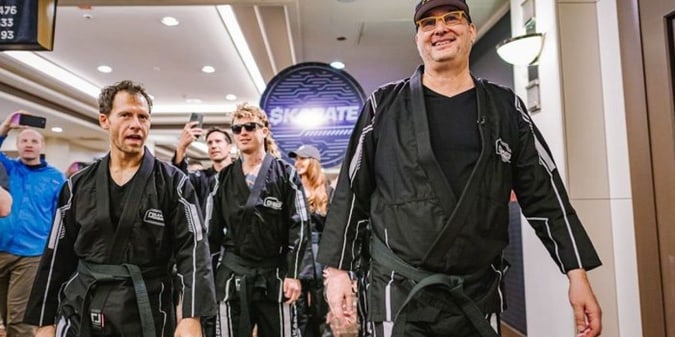 WSOP Numbers Click Upward as Main Event Revels in Hellmuthian Ritual