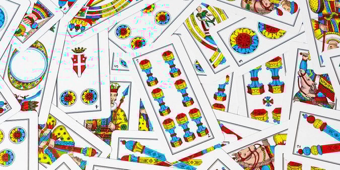 I giochi di carte più popolari in Italia: un viaggio tra culture e tradizioni