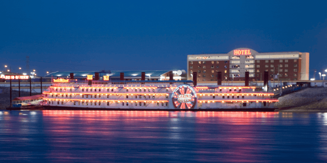 Casino Queen Riverboat Retired After Thirty Years of Service