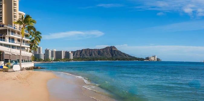 Hawaii Lawmakers Move Forward Bills to Legalize Casinos, Sports Betting