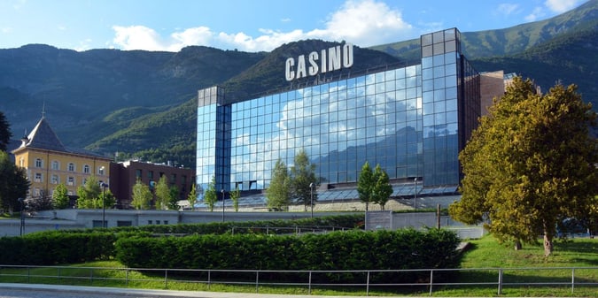 Saint Vincent, fine del concordato: il Casinò salda tutti i debiti e riparte