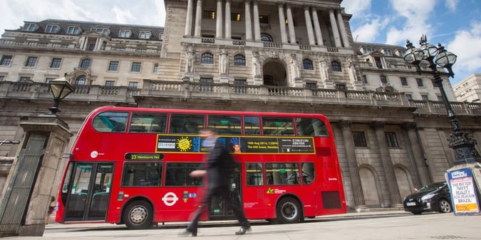 UK Interest Rate Cut Could Boost Casino Spending, But Risks Remain