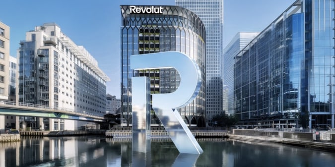 Revolut Now a UK Bank: What Casino Players Need to Know