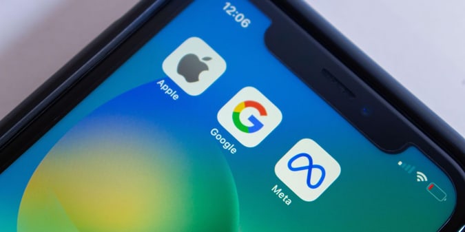 Apple, Google e Meta a giudizio negli USA: nel mirino le app di casinò digitali