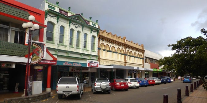 Invercargill Councillors Back Pokie Machine Cap Over Staff-Recommended Sinking Lid