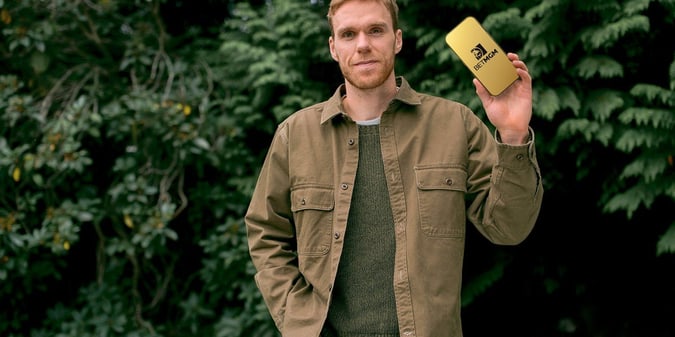 BetMGM Renews Connor McDavid Deal as Deposit Limit Use Jumps 27%