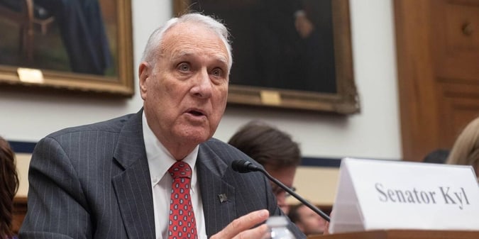 Former Sen. Jon Kyl, Known for Online Gambling Opposition, Dies at 84