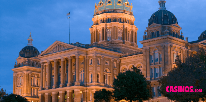 Iowa Casino Revenues Up 6.2% in October, Magician’s Casino Tricks Get Him Caught