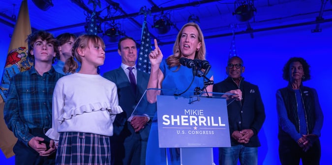 NJ Governor Says Lawmakers Should Decide on Smoking in Casinos