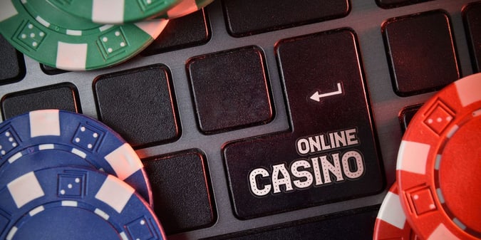 ADM, stretta definitiva sulle skin: dal 13 novembre un solo sito per operatore