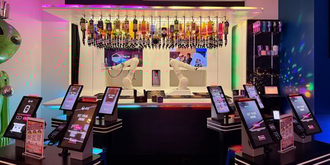 Vegas’s Robot Bartender: Inside the Tipsy Robot Experience