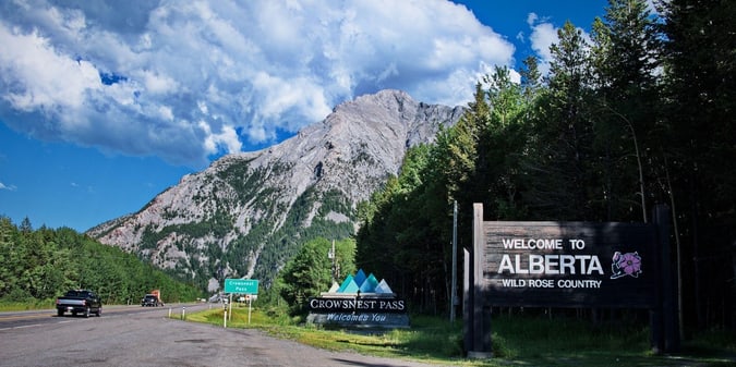Alberta Launches Its iGaming Market: 22 Operators Open for Business on Day One