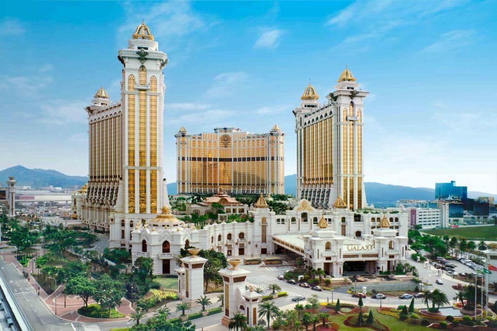 Galaxy Macau Casino Review - Casinos.com