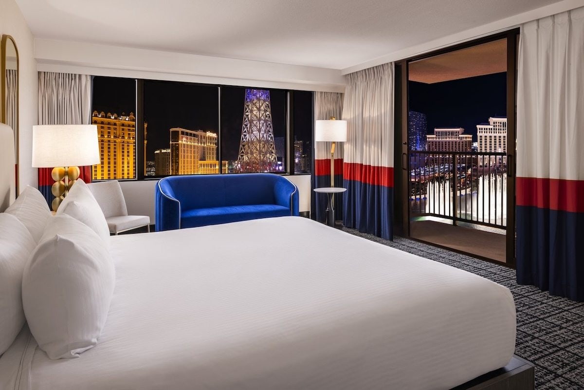 new paris hotel rooms