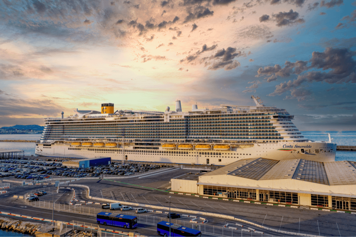 the Costa Smeralda fared just slightly better