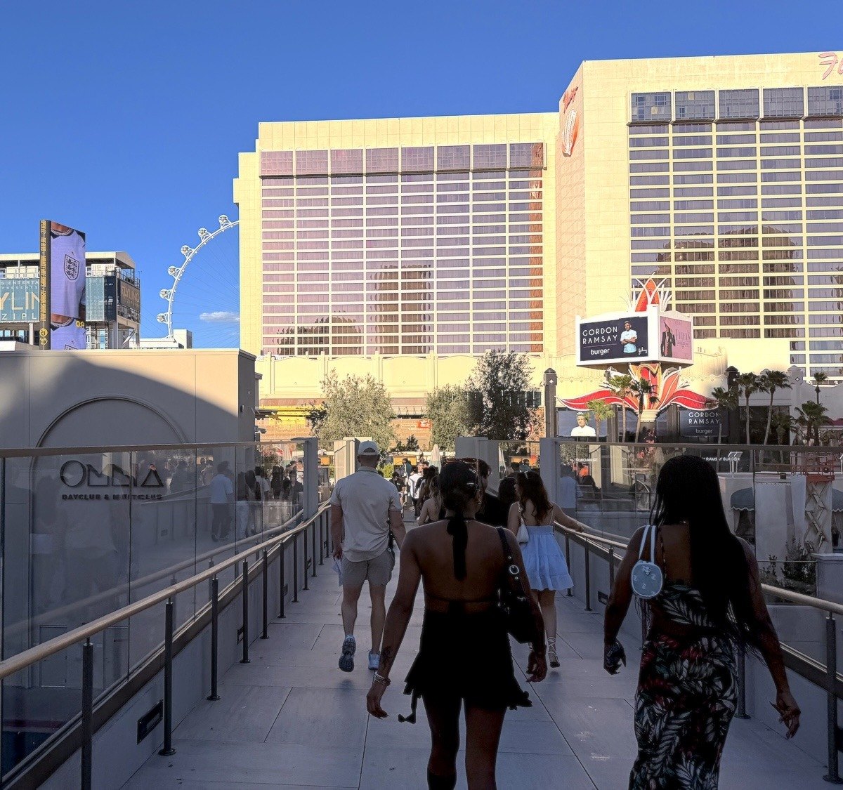 The bridge from the OMNIA Nightclub terrace to OMNIA Skybar